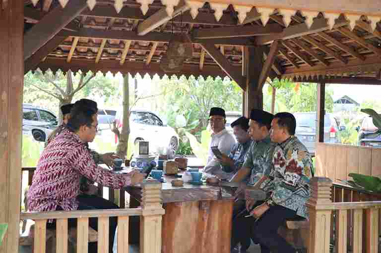 Pesisir Barat Sinkronkan Program TA 2026, Pemkab Kolaborasi dengan Komisi V DPR RI di