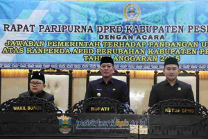 Bupati-Wakil Bupati Pesibar Sampaikan Jawaban Pemerintah atas Pandangan Fraksi DPRD Terkait APBD Perubahan 2025