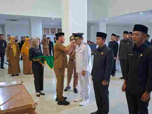 Bupati Pesisir Barat Lantik 55 Pejabat dan 6 Kepala UPTD Puskesmas, Tegaskan Jabatan Adalah Amanah