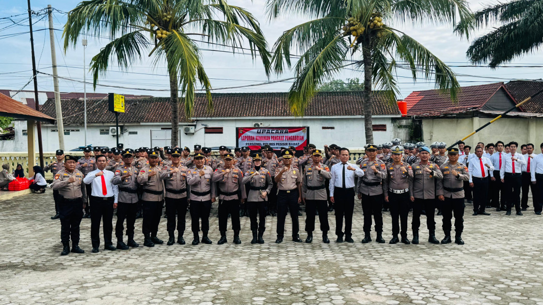 Kapolres AKBP Bestiana: Kenaikan Pangkat Pengabdian Jadi Motivasi Personel Polres Pesisir Barat