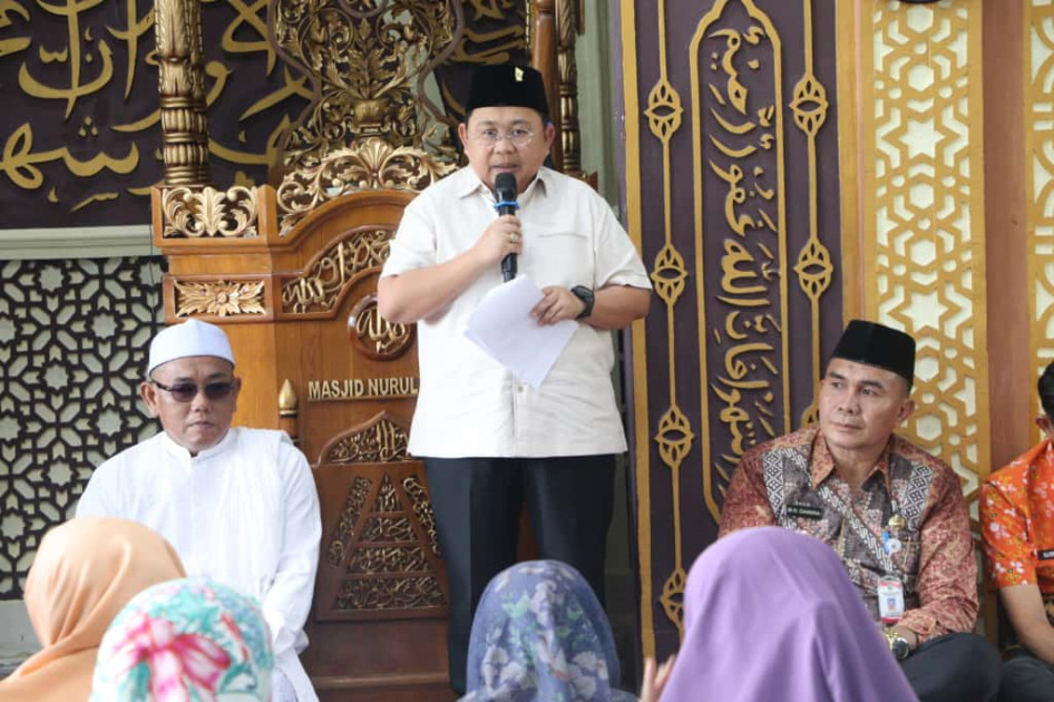 Wabup Pesibar Irawan Topani Hadiri Pengajian Rutin BKMT di Cahya Negeri