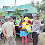 Polsek Bengkunat Polres Pesisir Barat Stabilkan Harga Pangan Lewat Program Gerakan Pangan Murah