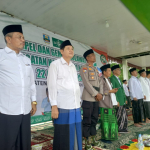 Polres Pesisir Barat Ikuti Apel dan Gema Shalawat Bersama Ribuan Santri