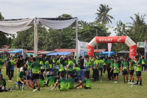 HIPMI Festival 2025 Meriah, Ribuan Peserta Ramaikan HIPMIRUN di Lapangan Merdeka Labuhan Jukung