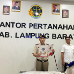 Semangat Integritas dan Pengabdian, Panitia Ajudikasi serta Satgas PTSL 2025 Resmi Dilantik di Lampung Barat