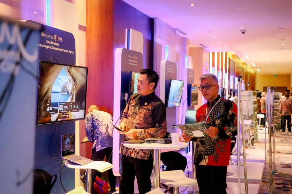 Bupati Pesisir Barat Diwakili Sekda Hadiri Lampung Economic And Investment Forum 2025