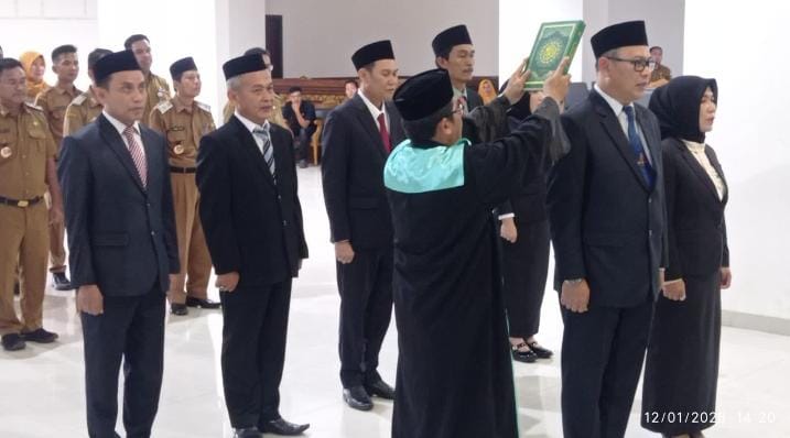 Bupati Dedi Irawan Lantik Pejabat Pimpinan Pratama, Hadapi Tantangan Efisiensi Anggaran