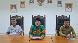 Konferensi Pers Seleksi Terbuka JPT Pratama, Bupati Pesisir Barat Tegaskan Proses Transparan dan Bebas Gratifikasi