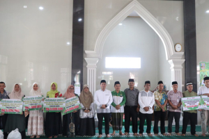 Bupati Dedi Irawan Hadiri Safari Ramadhan 1447 H Sekaligus Serahkan Bantuan Masjid Di Masjid Pekon Laay