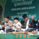 Hadiri Halal Bihalal dan Manaqib, Wabup Pesibar Serukan Persatuan Umat