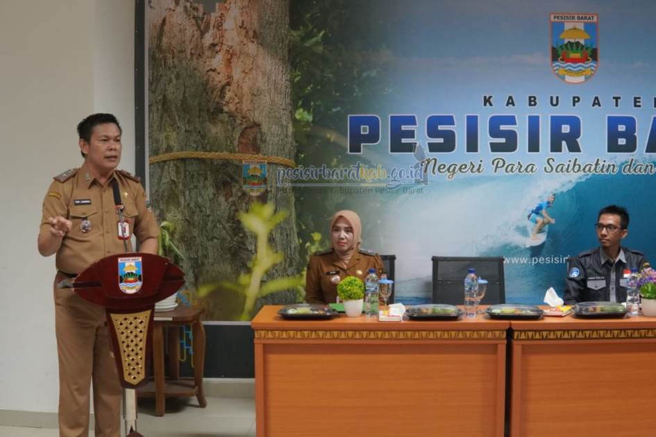 Sekda Pesisir Barat Tekankan Peran Pemuda, Ini Kunci Jadi Pemimpin Masa Depan